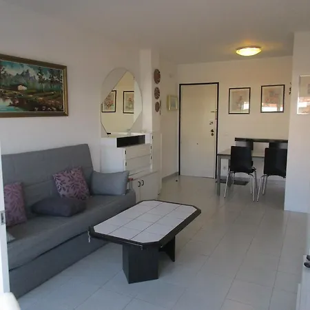 Blaumar B-18 Inmoestarit Apartment